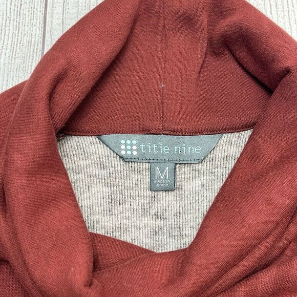 Title Nine Sweater Sz M Most Wanted Happy Trails Zip‎ Pockets Thumb Red Pullover - Picture 3 of 7